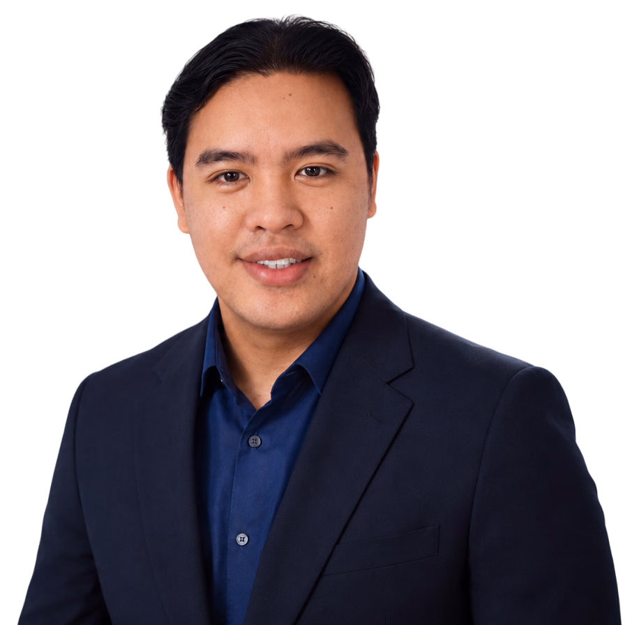 Alain Dave Tapiru, SEO Specialist in the Philippines, in a professional homepage hero portrait